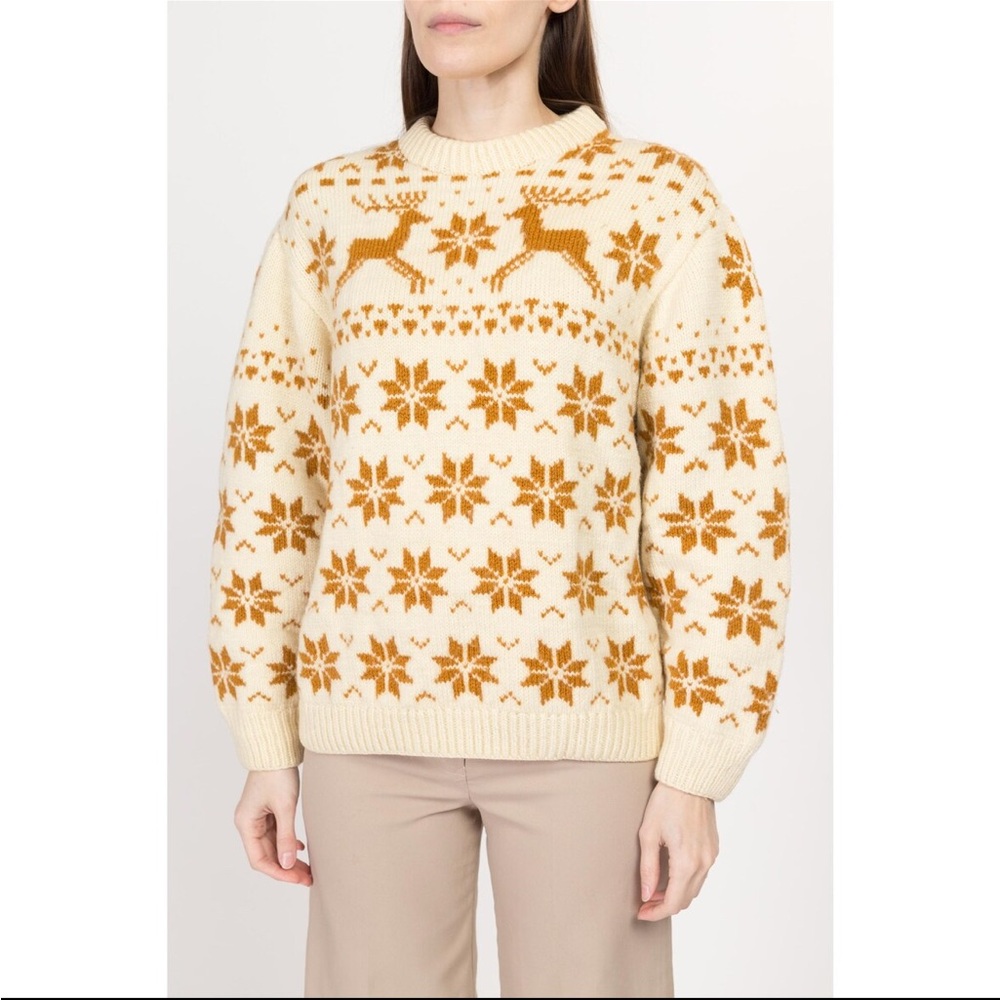 Vintage knit Christmas sweater